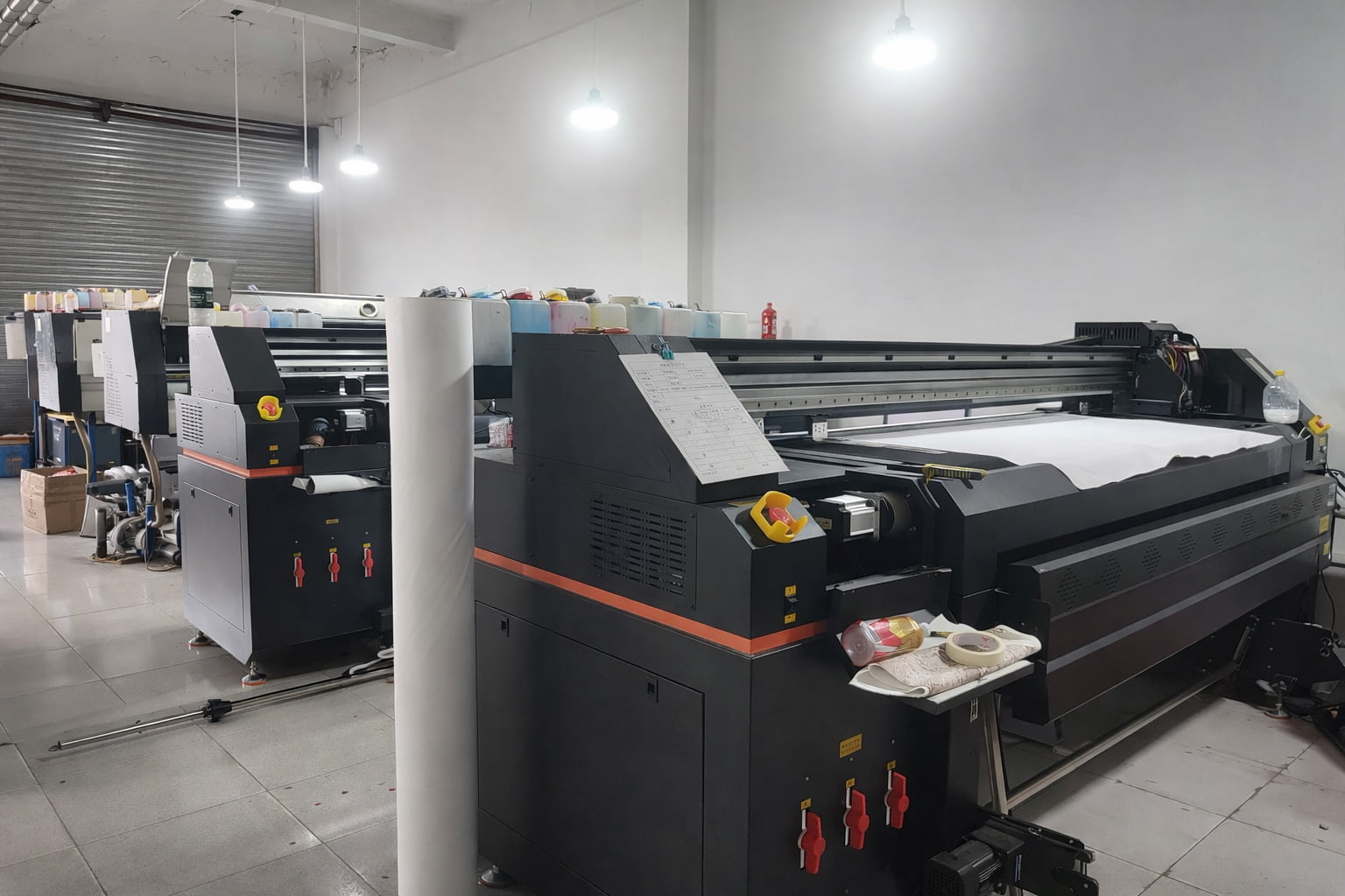 printing workshop for custom leather card holder manufacturing